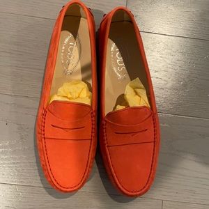 NWOT Tods suede driving shoes 40 / 10